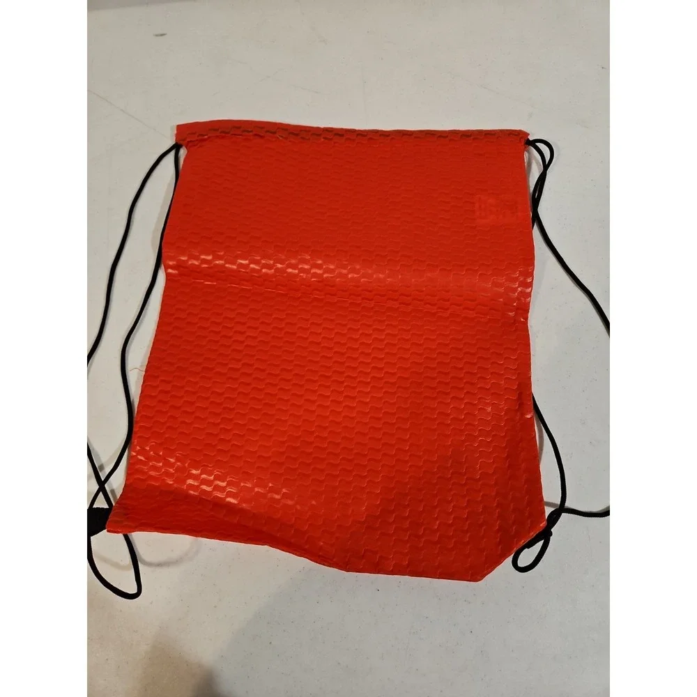 NEW COCA-COLA RED CINCH DRAWSTRING‎ BACKBACK BAG 16x13